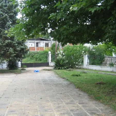 Διαμέρισμα St Paul And Peter's House Ασπροβάλτα