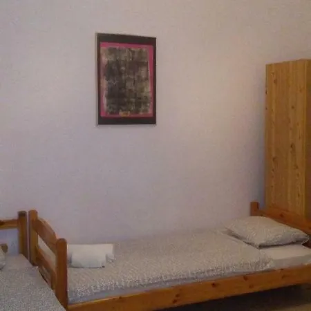 St Paul And Peter's House Ασπροβάλτα