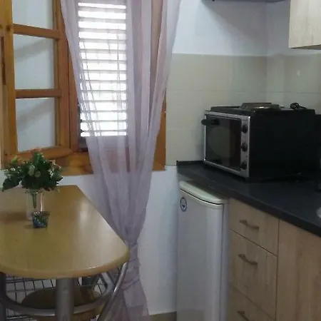 St Paul And Peter's House Διαμέρισμα Ασπροβάλτα