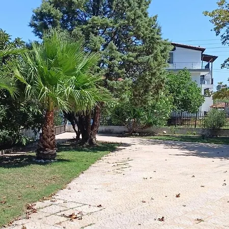 St Paul And Peter's House * Asprovalta
