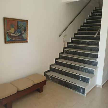 St Paul And Peter's House Lägenhet *