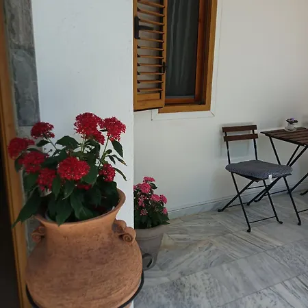 St Paul And Peter's House * Asprovalta