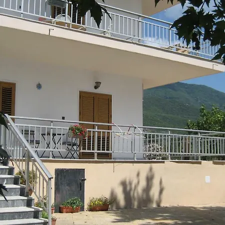 St Paul And Peter's House * Asprovalta